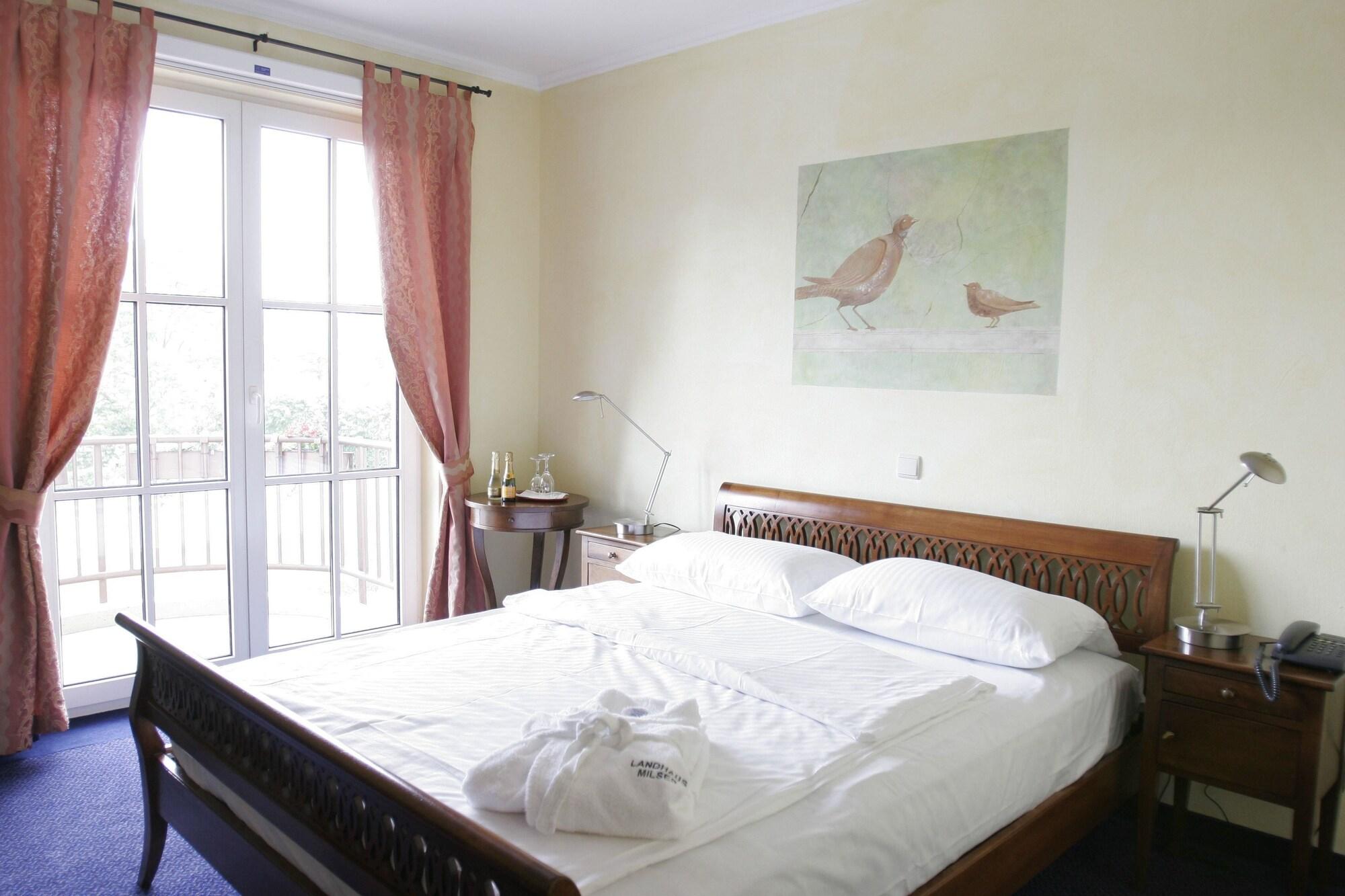 Hotel Landhaus Milser Дуйсбург Номер фото