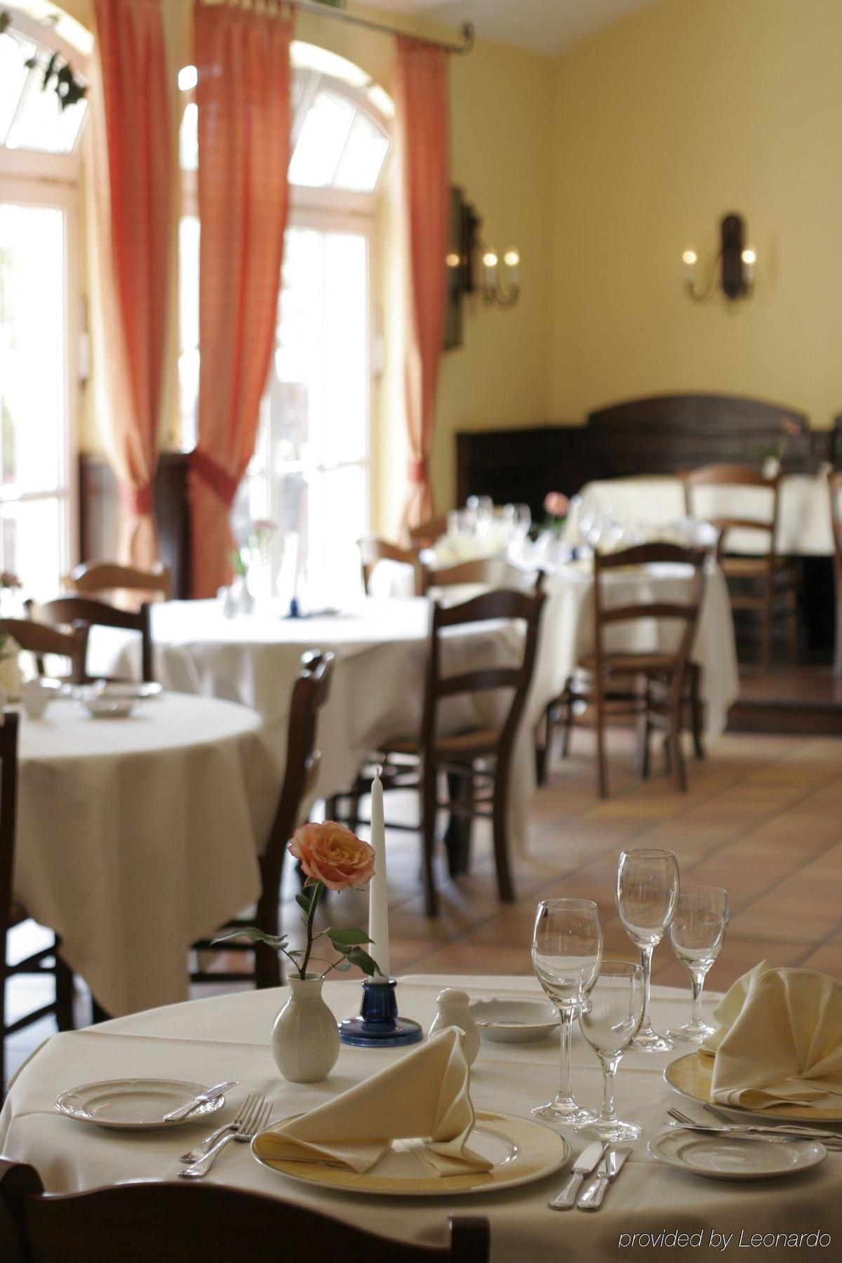 Hotel Landhaus Milser Дуйсбург Ресторан фото