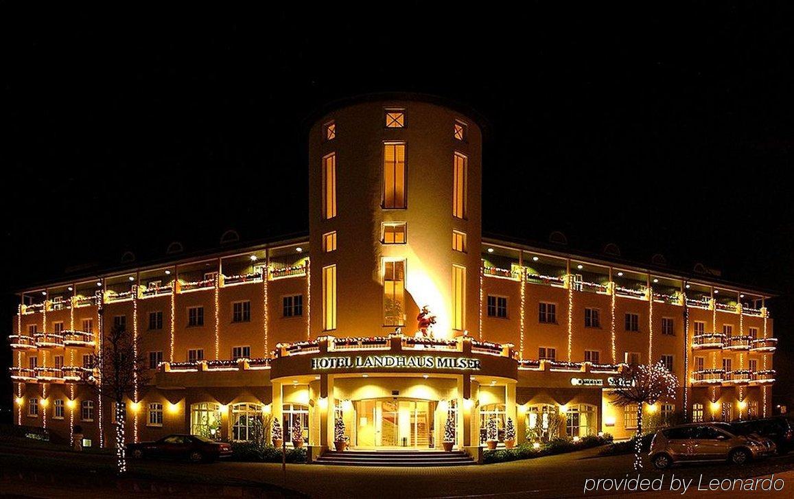Hotel Landhaus Milser Дуйсбург Экстерьер фото