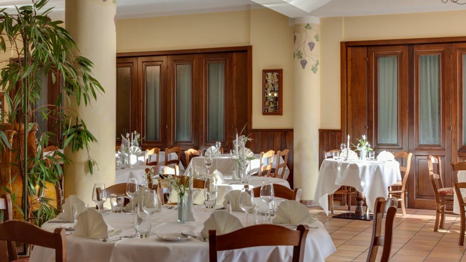 Hotel Landhaus Milser Дуйсбург Экстерьер фото