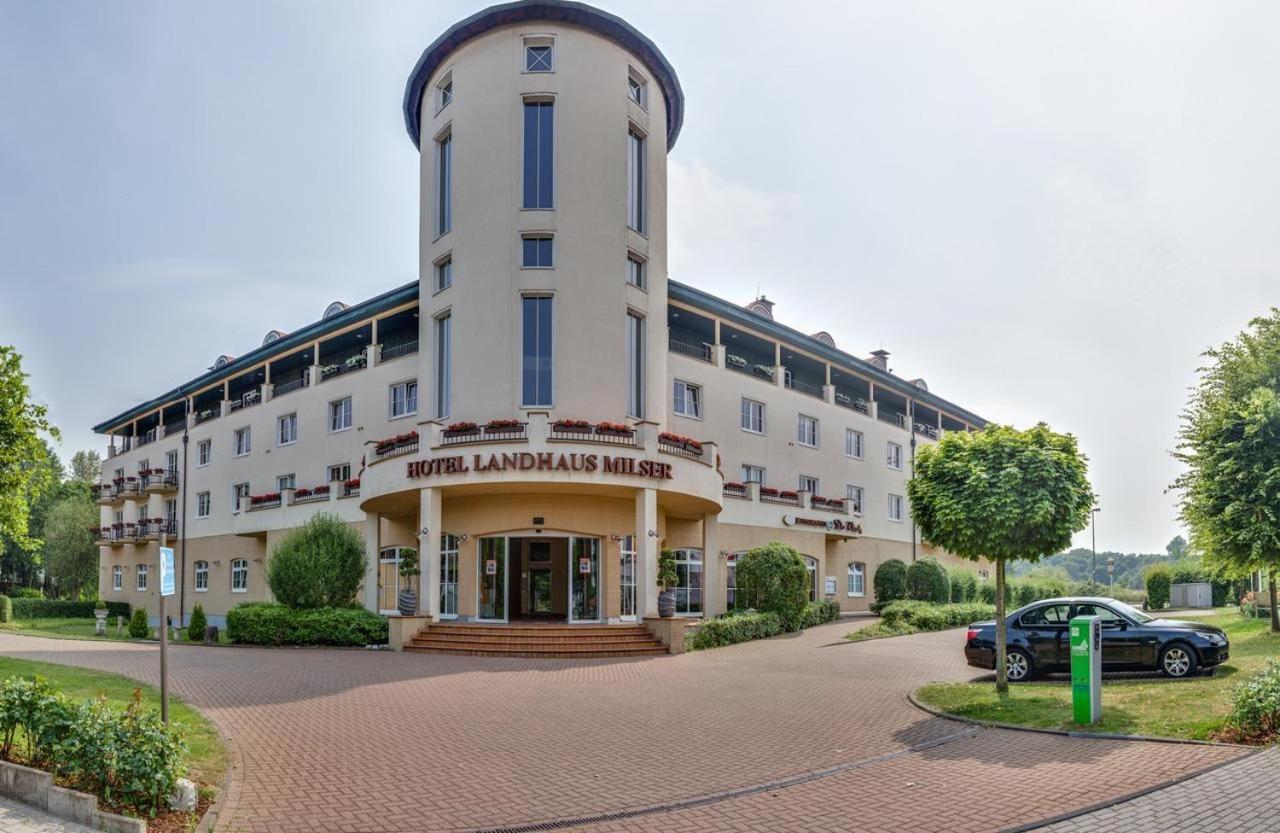 Hotel Landhaus Milser Дуйсбург Экстерьер фото